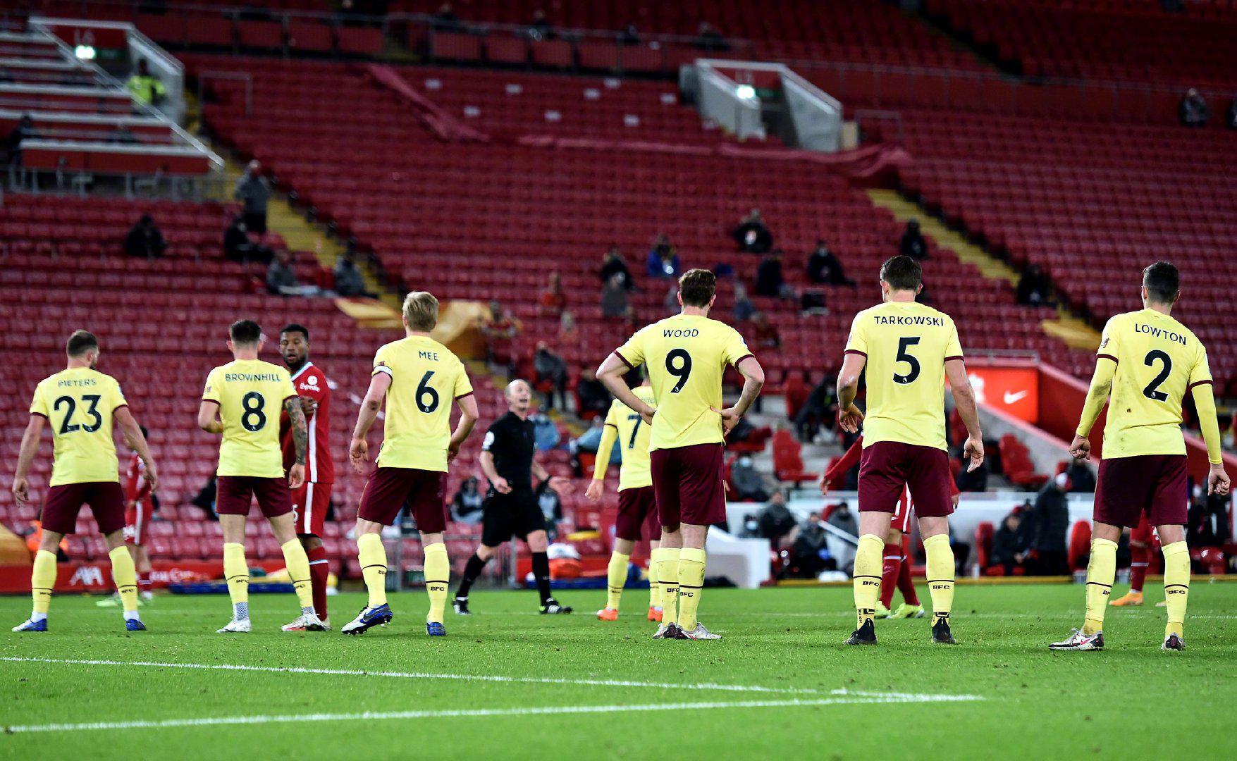 了球队的训 了球队的训